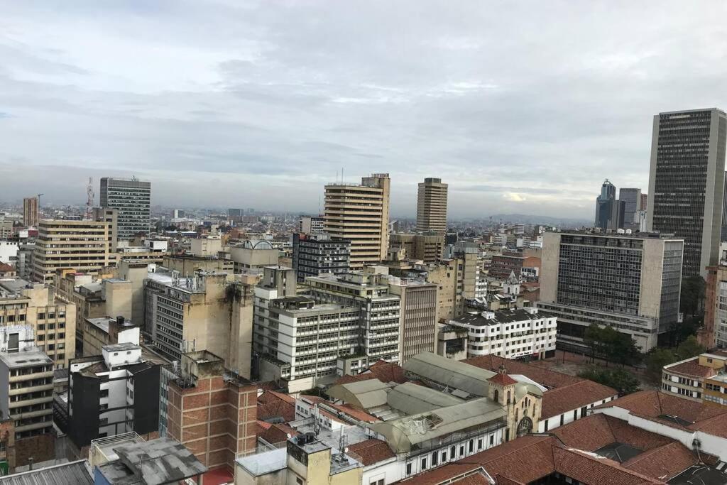- Apto En El Corazon De La Ciudad Con Vista Unica Bogota
